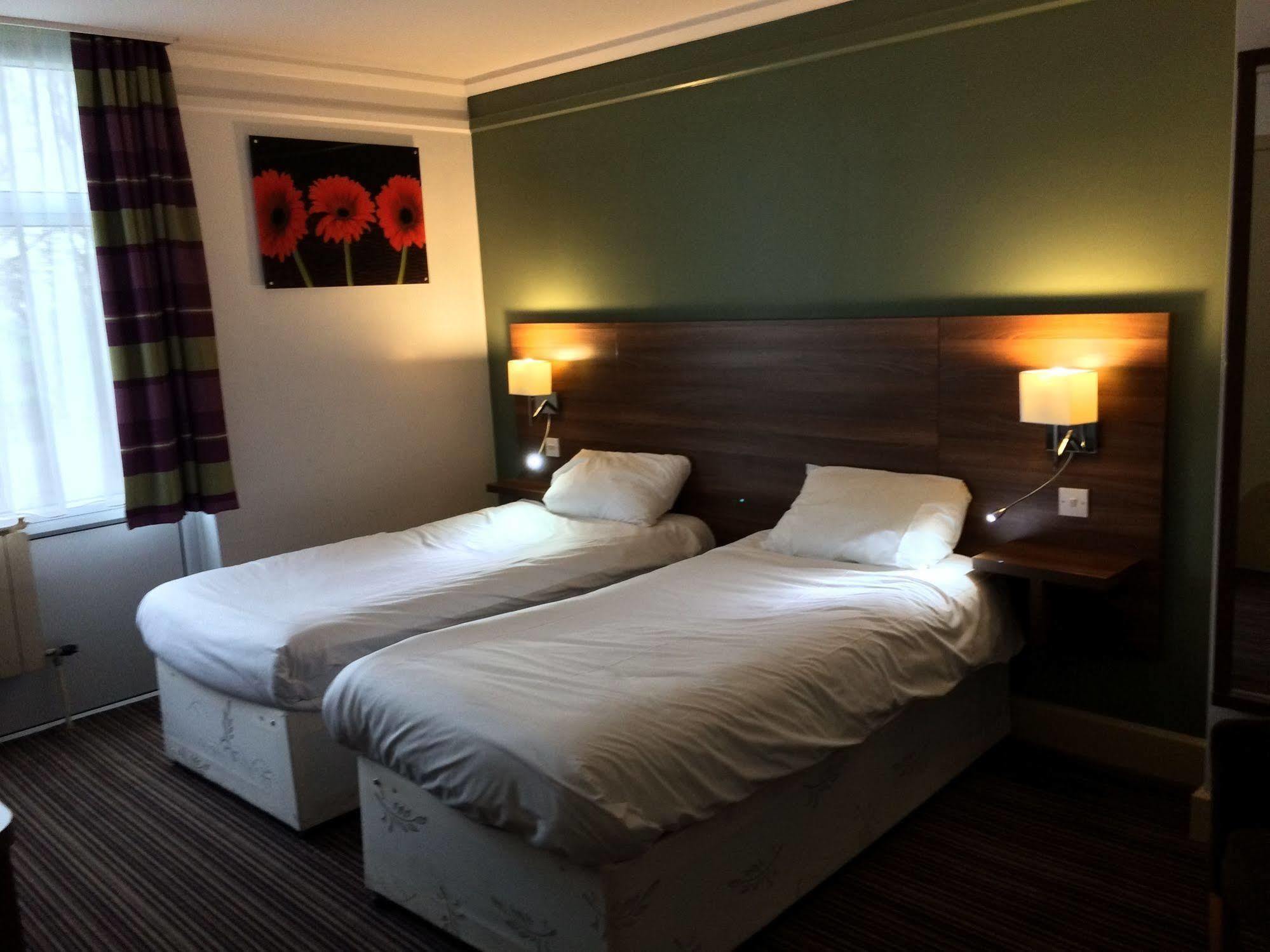 Yorkshire Gateway Hotel South Milford Bagian luar foto