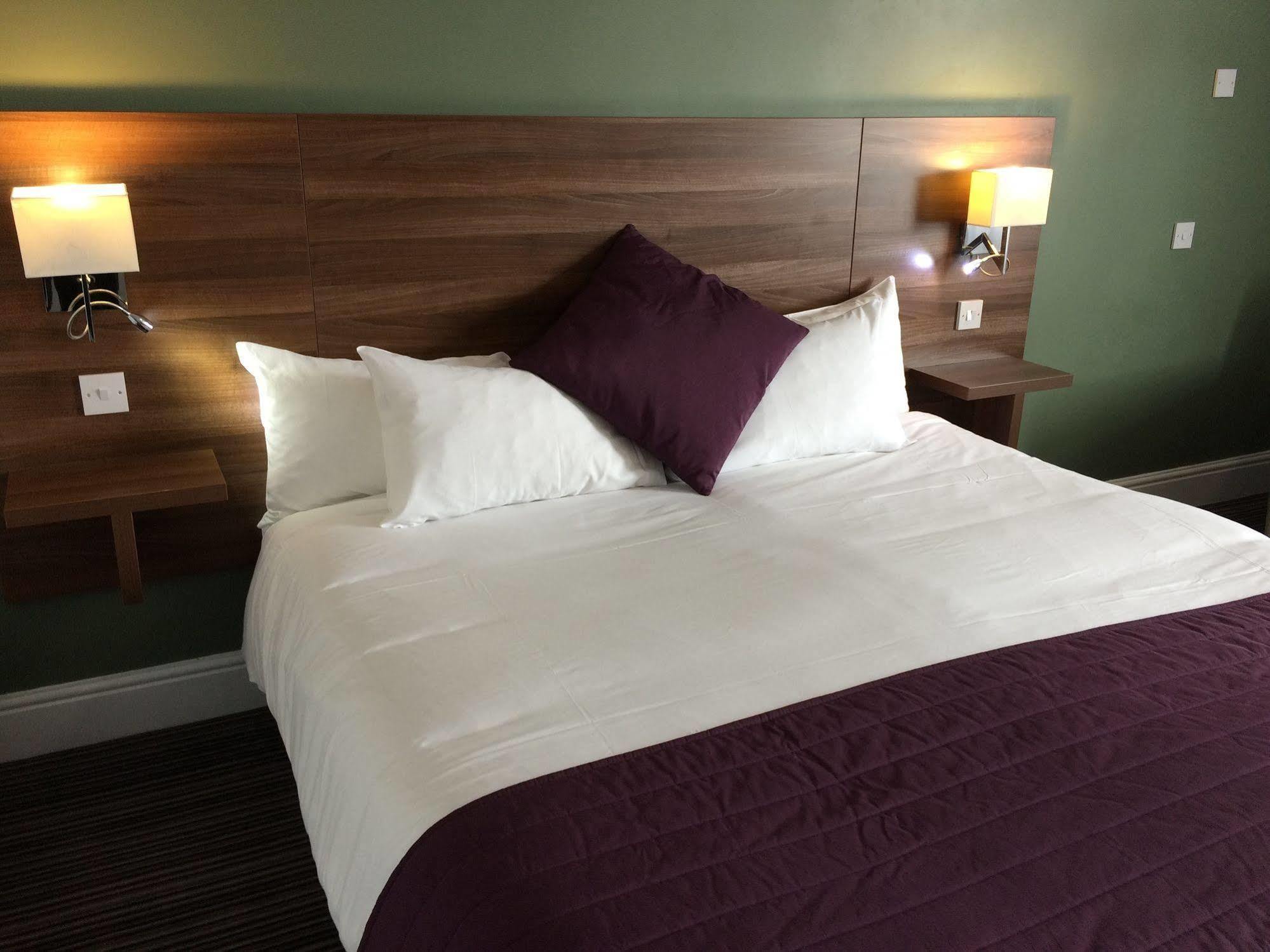 Yorkshire Gateway Hotel South Milford Bagian luar foto