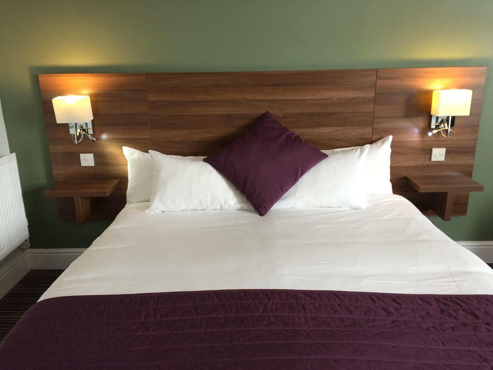 Yorkshire Gateway Hotel South Milford Bagian luar foto