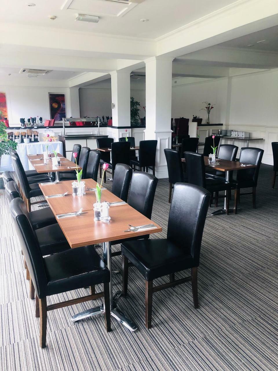 Yorkshire Gateway Hotel South Milford Bagian luar foto